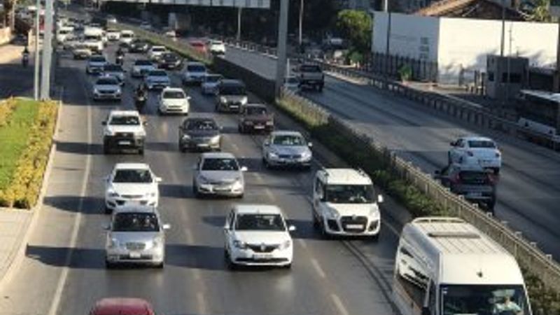 Grev İzmir trafiğini kilitledi