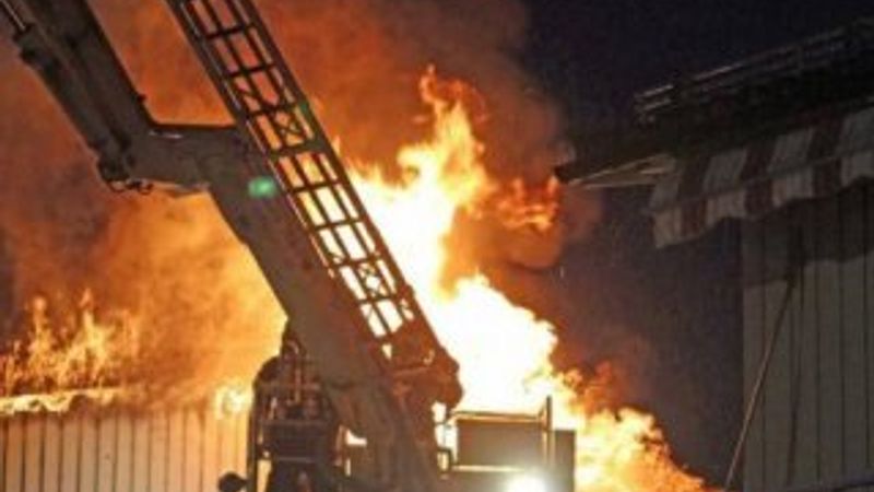 İsveç'te sığınmacıların kaldığı binada yangın