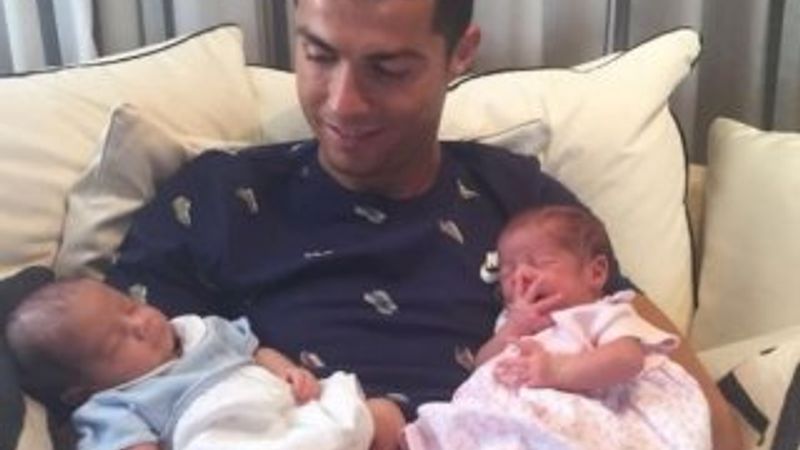 Ronaldo 7 çocuk istediğini söyledi
