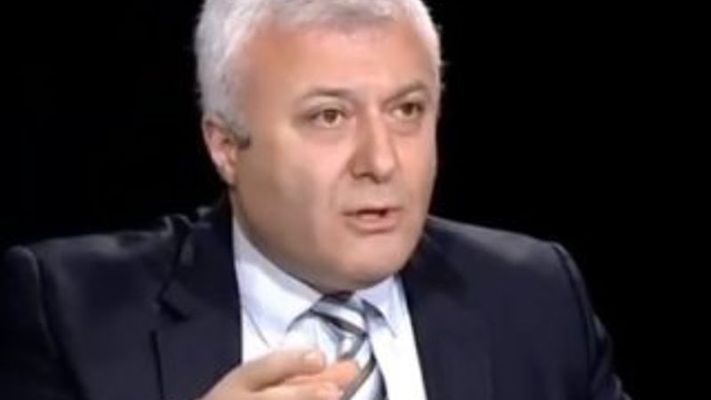 Tuncay Özkan'dan sarıklı polise tepki