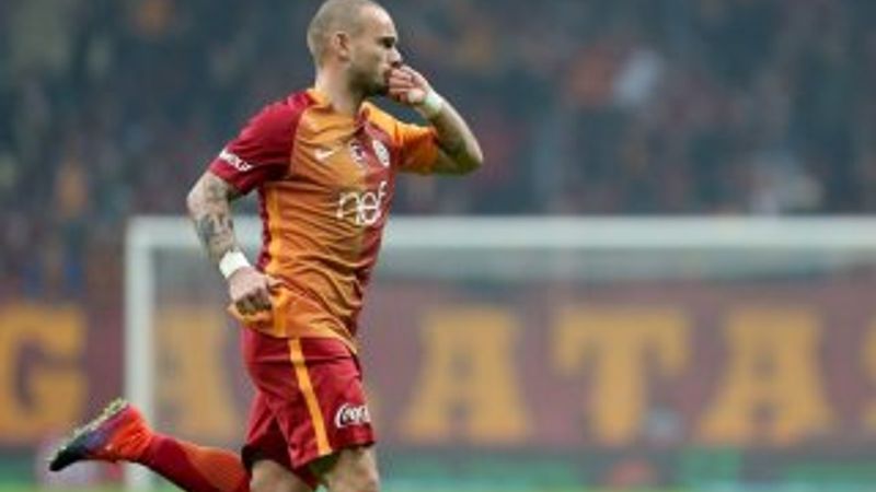 Sneijder İngiliz gazetecinin tuzağına düşmedi