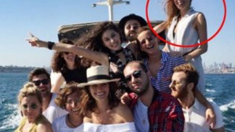 Elçin Sangu'ya doğum günü sürprizi