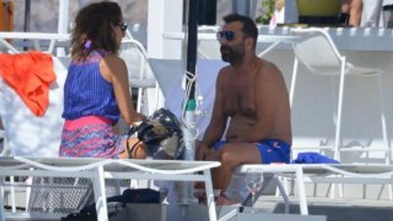 Emre Karayel Bodrum'da aşka geldi