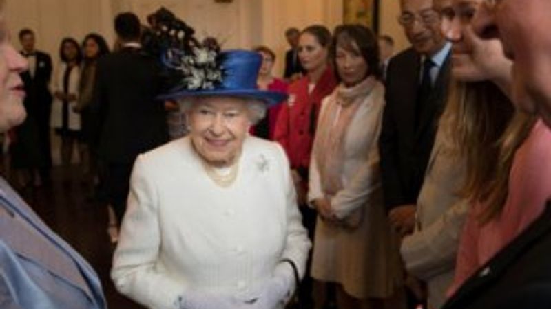 Kraliçe Elizabeth tahtını oğluna bırakacak