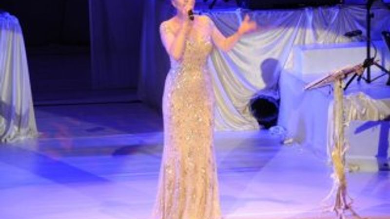 Candan Erçetin: Hayat kısa dertler hep var