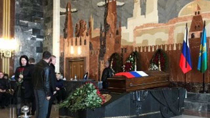Öldürülen Rus generalin cenaze töreni yapıldı