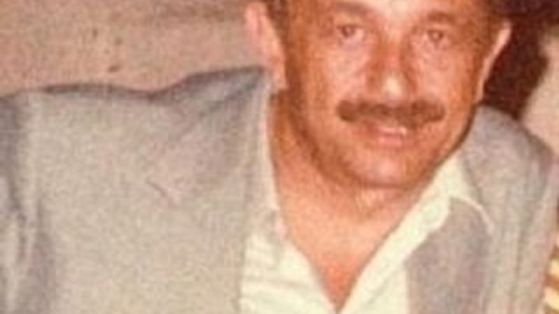 Mustafa Hiram Abas kimdir