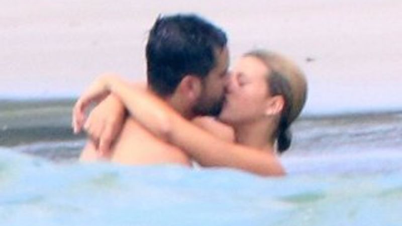 Sofia Richie ile Scott Disick tatilde