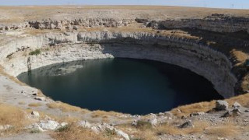 Karapınar'da bir yılda 9 obruk oluştu