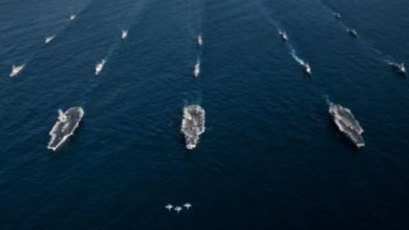 Amerikan donanması Pasifik'te savaş düzenine geçti