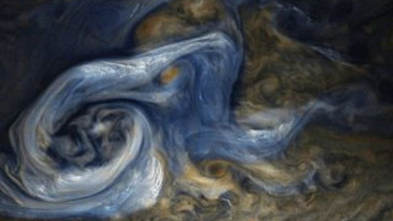 Jüpiter'deki dev fırtına görüntüledi