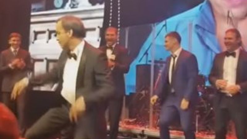 Rusya Başbakan Yardımcısı Dvorkoviç'in çılgın dansı