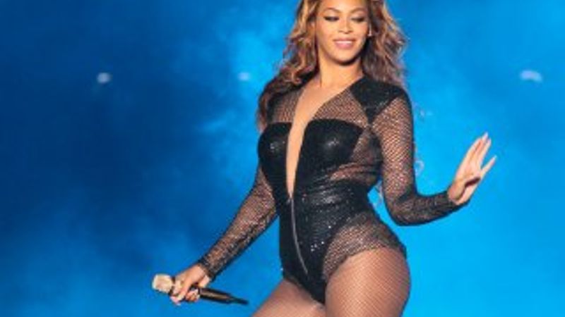 Beyonce düğün şarkıcısı oluyor