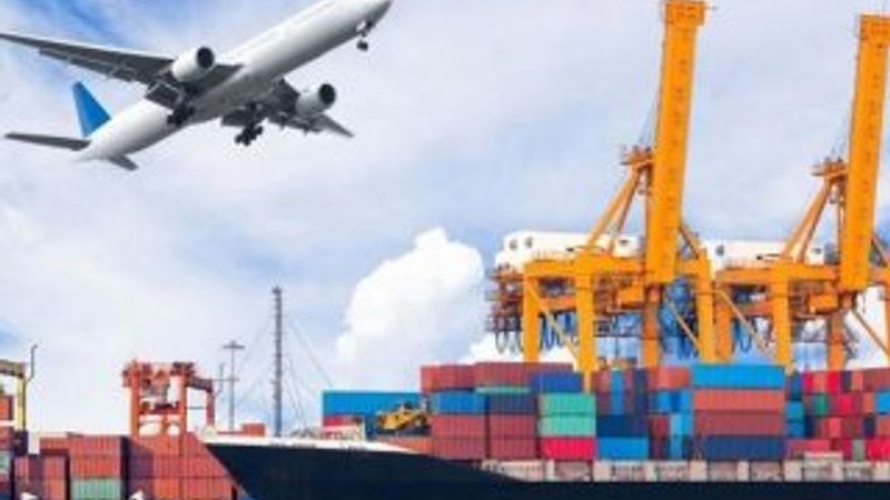 Türkiye dimdik ayakta