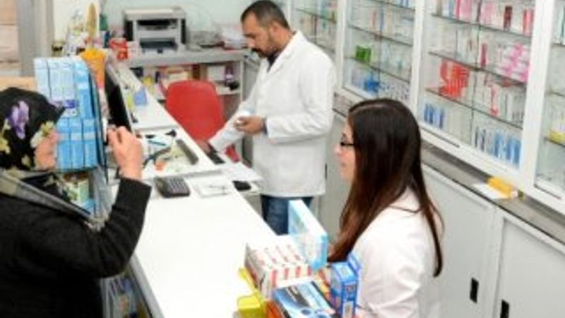 Üniversite hastanelerine ilaç sağlayan depolar isyan etti