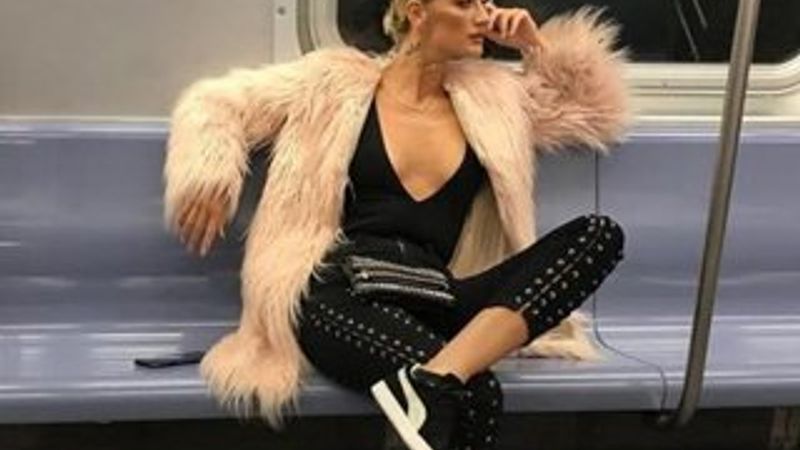 Didem Soydan öğrenci kartını paylaştı