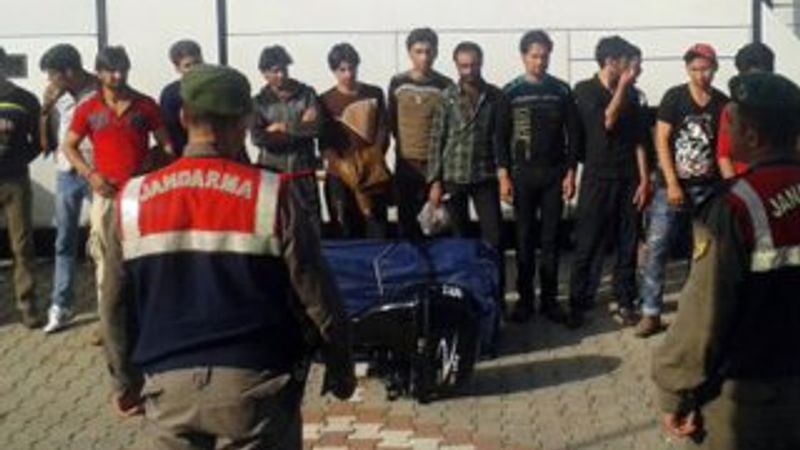 Çanakkale’de 32 kaçak yakalandı