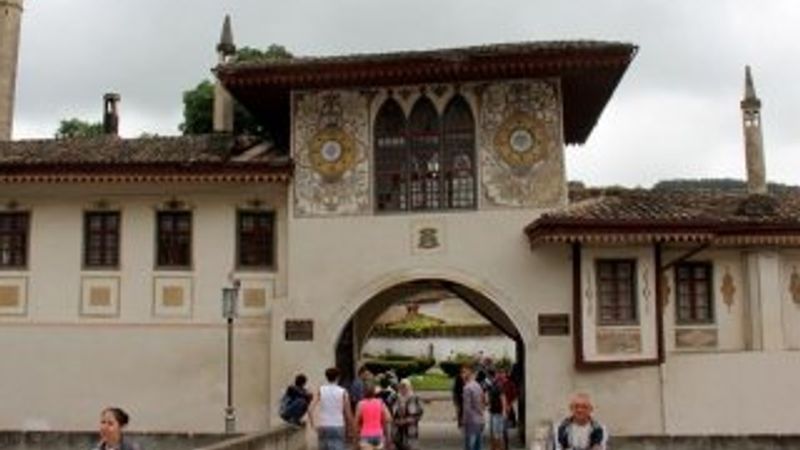 Avrupa'daki Kırım Türkleri: Hansaray için endişeliyiz