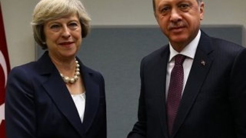 Erdoğan ile Theresa May Afrin'i konuştu