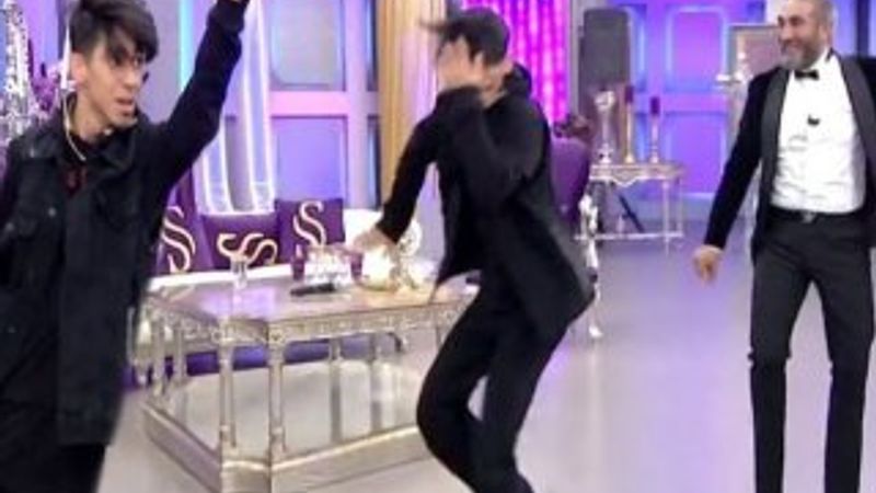 Tarık Mengüç'ün oğlu dans etti
