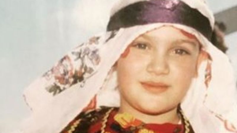 Derya Şensoy'un küçüklük fotoğrafı