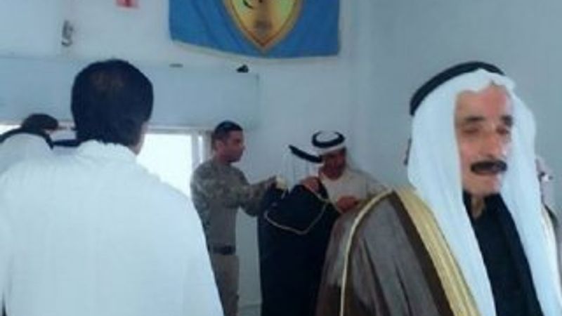 ABD'li General Münbiç'te aşiretleri ziyaret etti