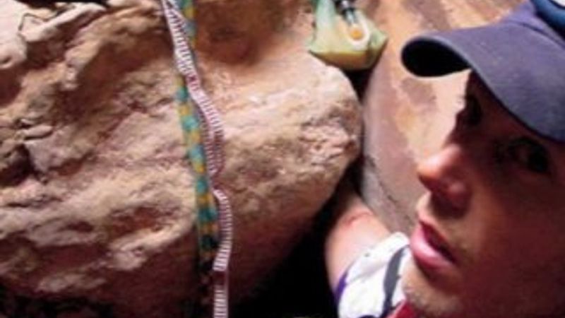 Aron Ralston'un 127 saatlik yaşam mücadelesi