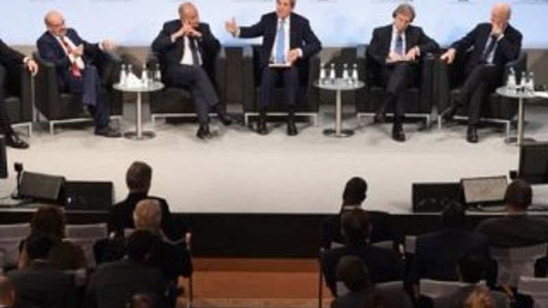 Almanya'da oklar Netanyahu'ya çevrildi