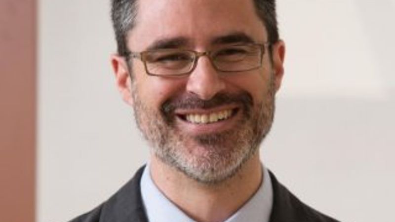 Simon Nicholson'un 'Genç Houdini' kitabı yayımlandı.