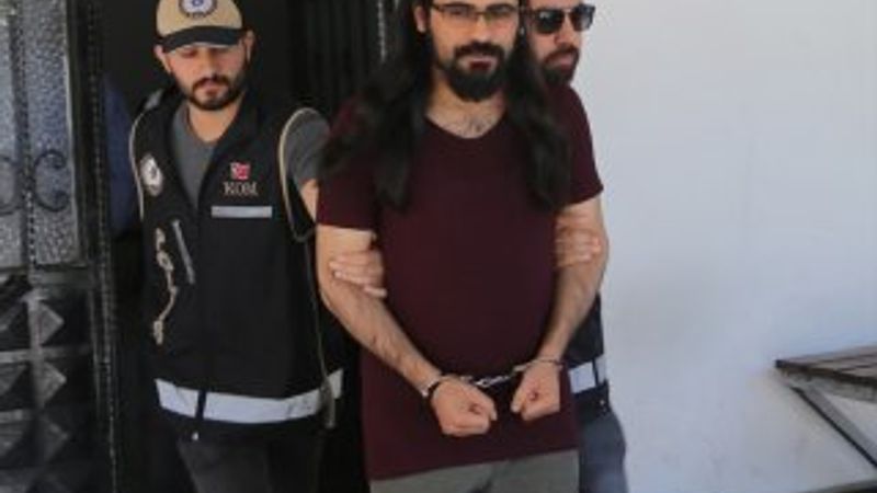 Adana'da yakalanan FETÖ'cünün üzerinden 61 bin dolar çıktı