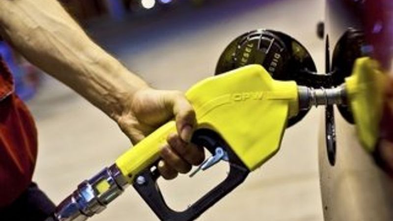 Akaryakıt fiyatlarına zam