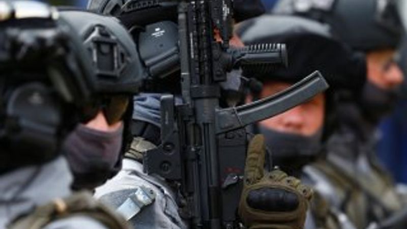 Almanya'da terminatör polis yasası meclisten geçti