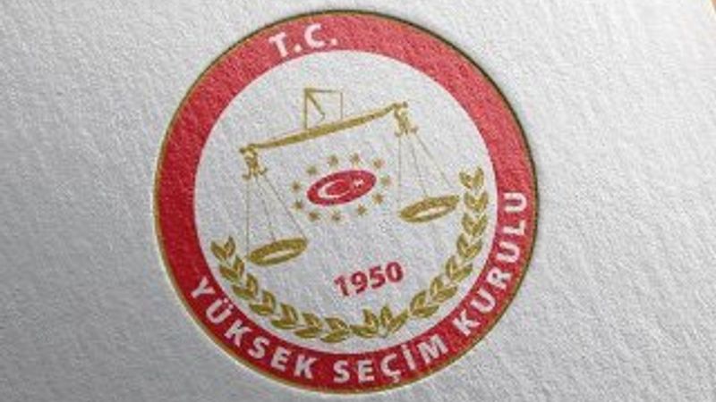 CHP milletvekili adayı Ediz Ün listeden çıkarıldı