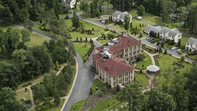 Amerika'daki FETÖ'cülerin lüks yaşamı