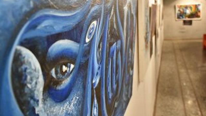 Sanatçı polisten 28 sergi