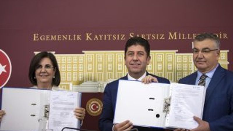 CHP'de muhaliflerin ulaştığı imza sayısı 526 oldu