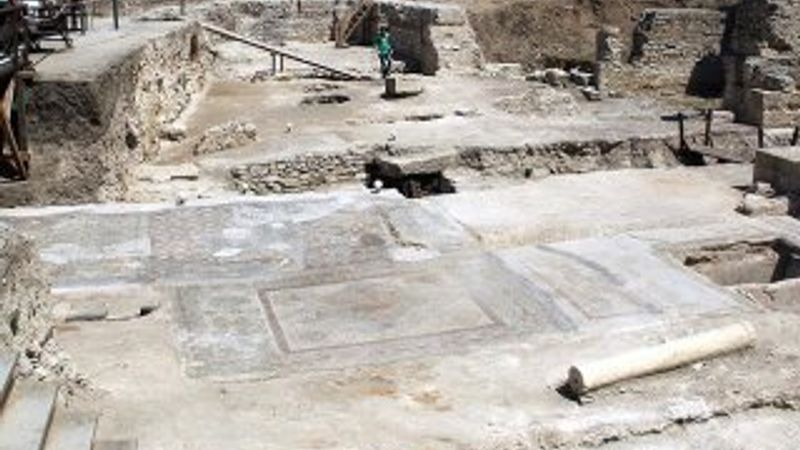 Romalıların dinlenme merkezi gün yüzüne çıkarılıyor