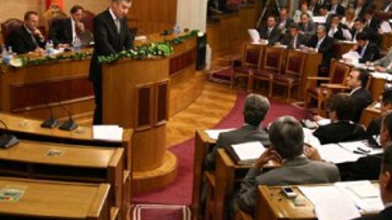 Karadağ'dan Trump'a tepki