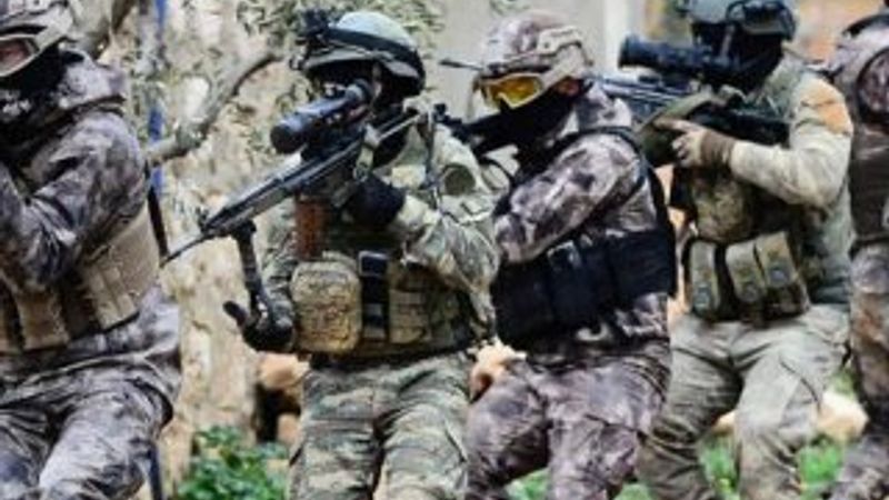 Erdoğan: Profesyonel askerlik iyi hesap edilmeli