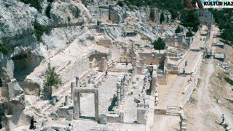 Alahan Manastırı'na ziyaretçi yoğunluğu