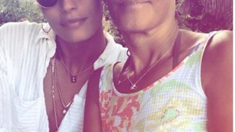 Çağla Şıkel gençlik sırrını paylaştı