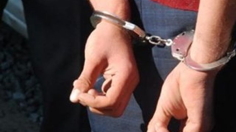 FETÖ’cü programı silmek için kendini banyoya kilitledi