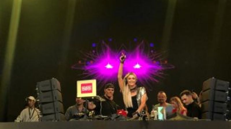 Paris Hilton, bir gecede 650 bin TL kazandı