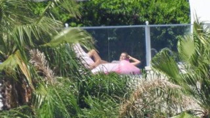 Sıla 3 saat flamingoda yattı