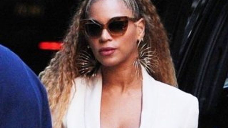 Beyonce'dan hamilelik belirtileri