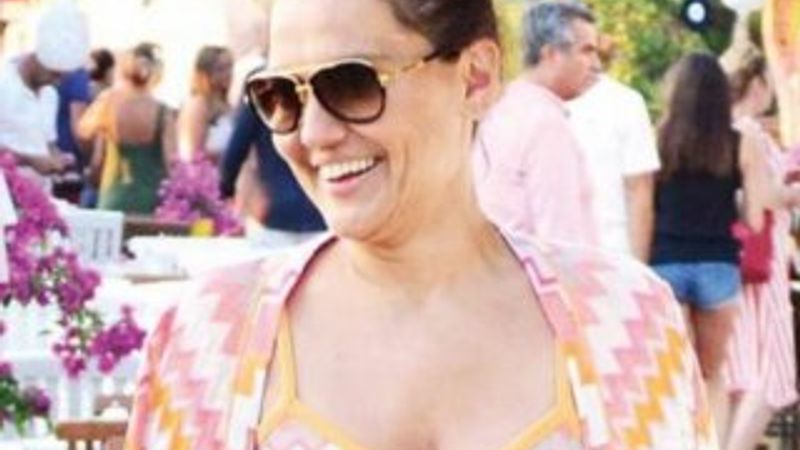 Demet Akalın: Şiştim gözün aydın