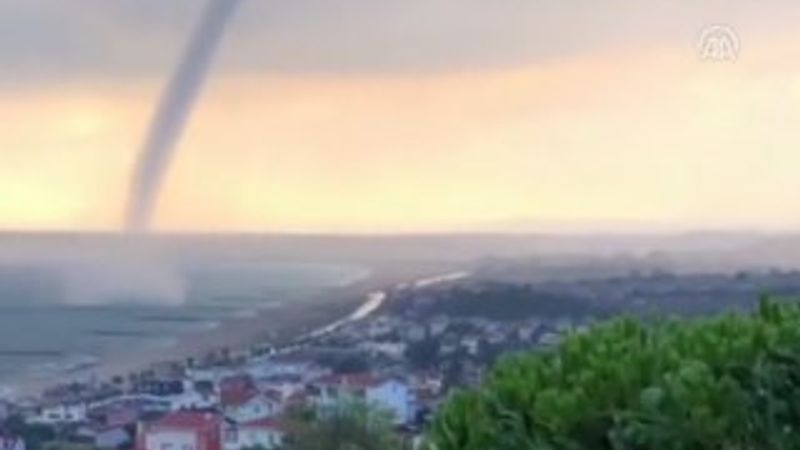 Arnavutköy- Yeniköy sahilinde hortum çıktı