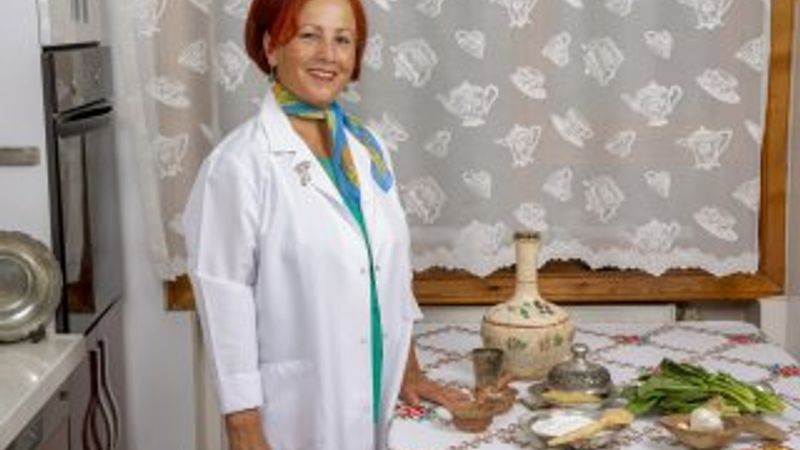 Sıcak yaz günlerinde beslenmeye dikkat edin