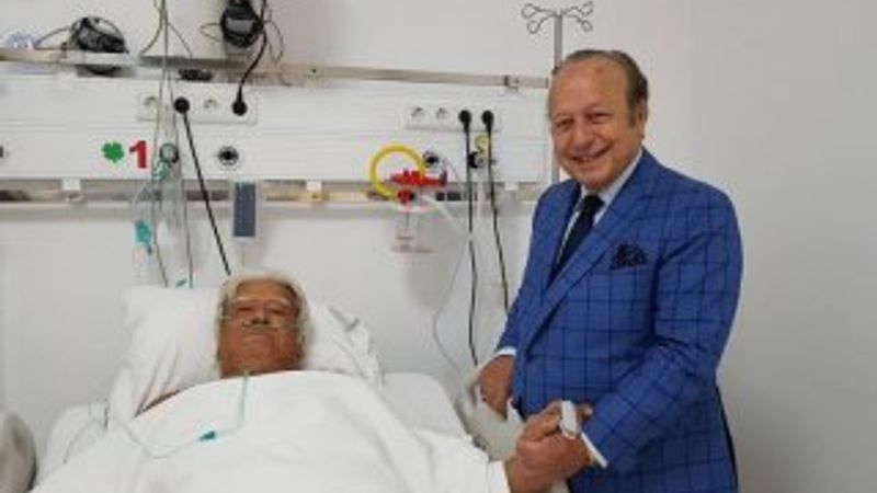 Cüneyt Arkın'ın hastane fotoğrafı