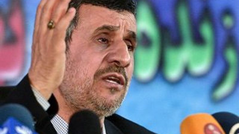 Ahmedinejad'dan Ruhani'ye istifa çağrısı
